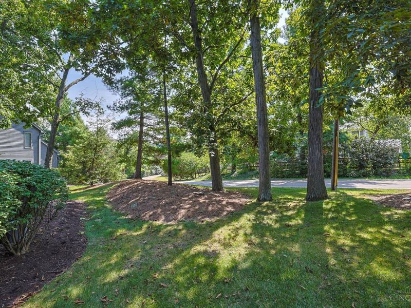 116 Bentwood Court, Blue Ash, OH 45241 Photo 35
