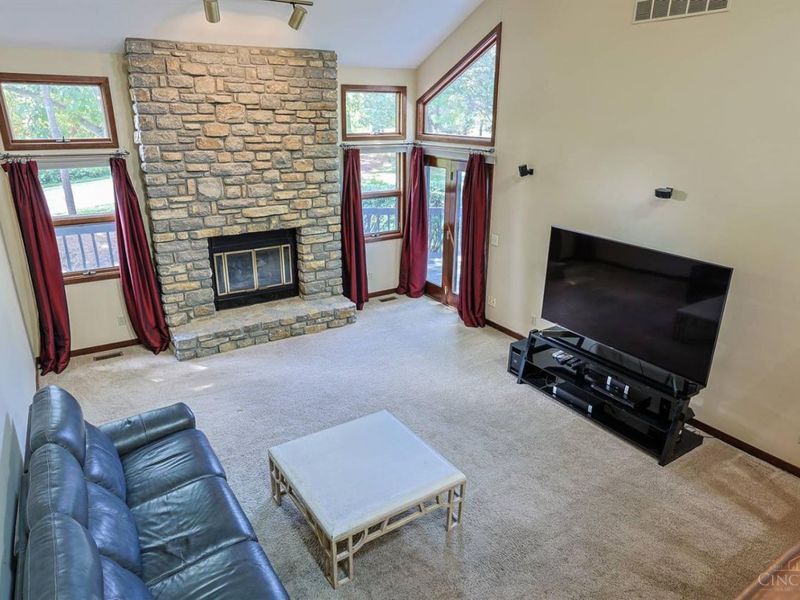 116 Bentwood Court, Blue Ash, OH 45241 Photo 5