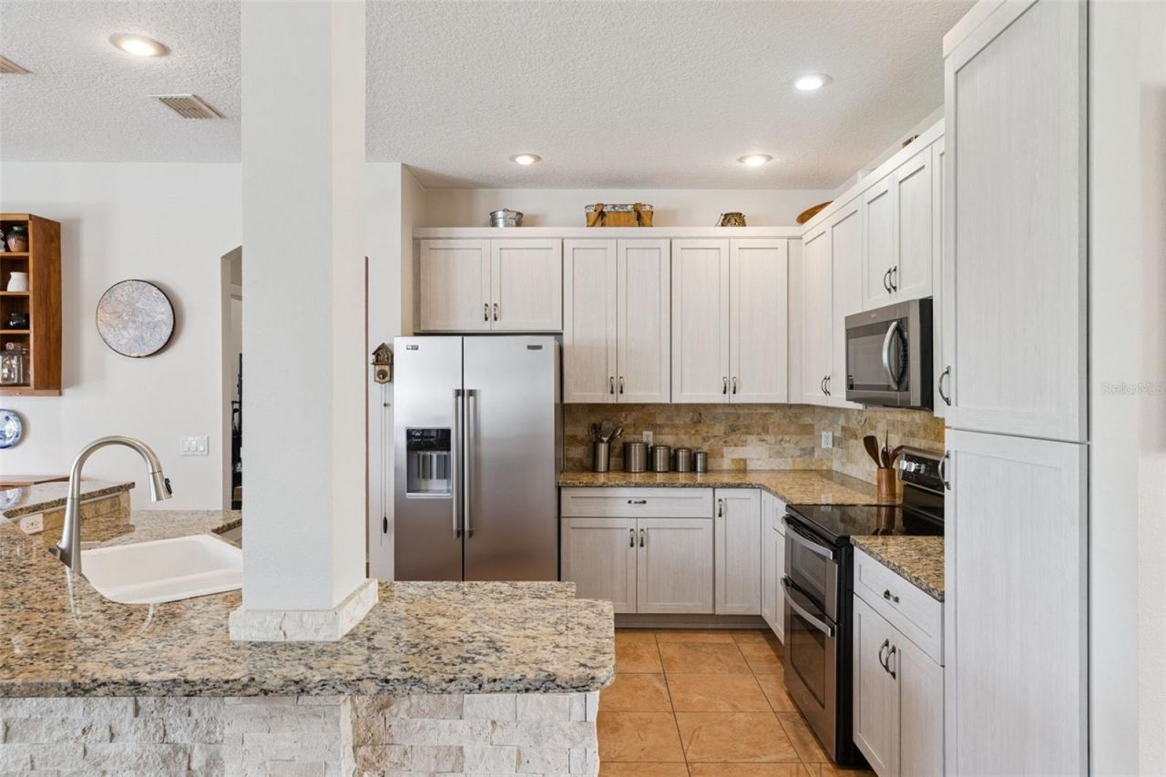 14639 Riviera Pointe Drive, Orlando, FL 32828 Photo