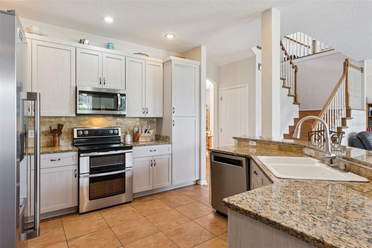 14639 Riviera Pointe Drive, Orlando, FL 32828 Photo