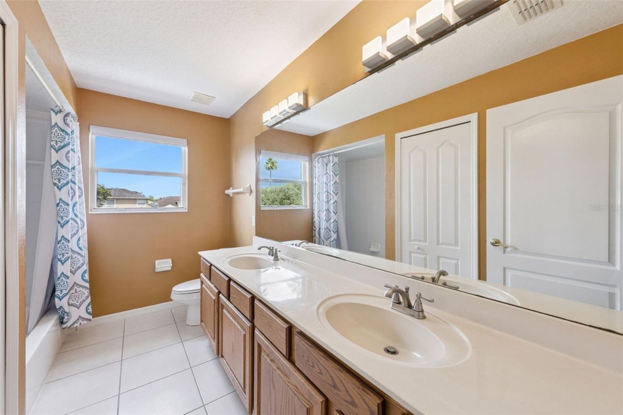 14639 Riviera Pointe Drive, Orlando, FL 32828 Photo