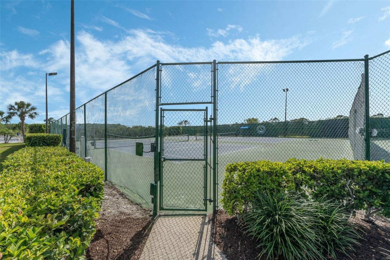 14639 Riviera Pointe Drive, Orlando, FL 32828 Photo