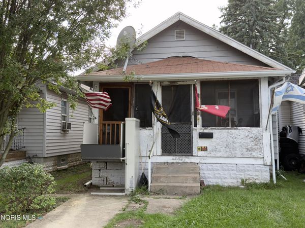 2815 E Street , Toledo, OH 43608