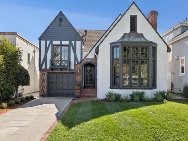 1451 Balboa Avenue, Burlingame, CA 94010