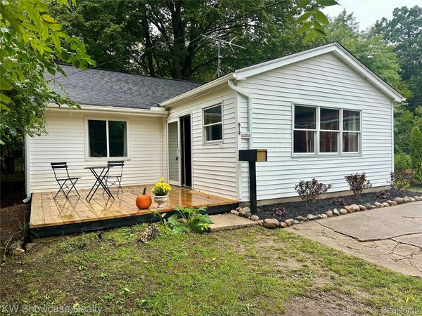 619 Elizabeth Street, Milford Village, Mi 48381