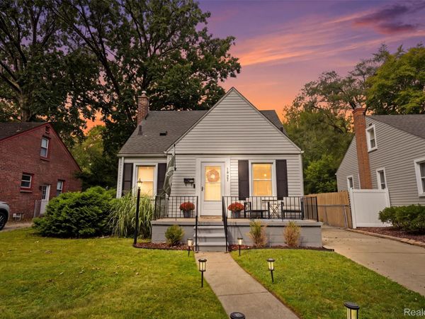 1027 N Vermont Avenue, Royal Oak, Mi 48067