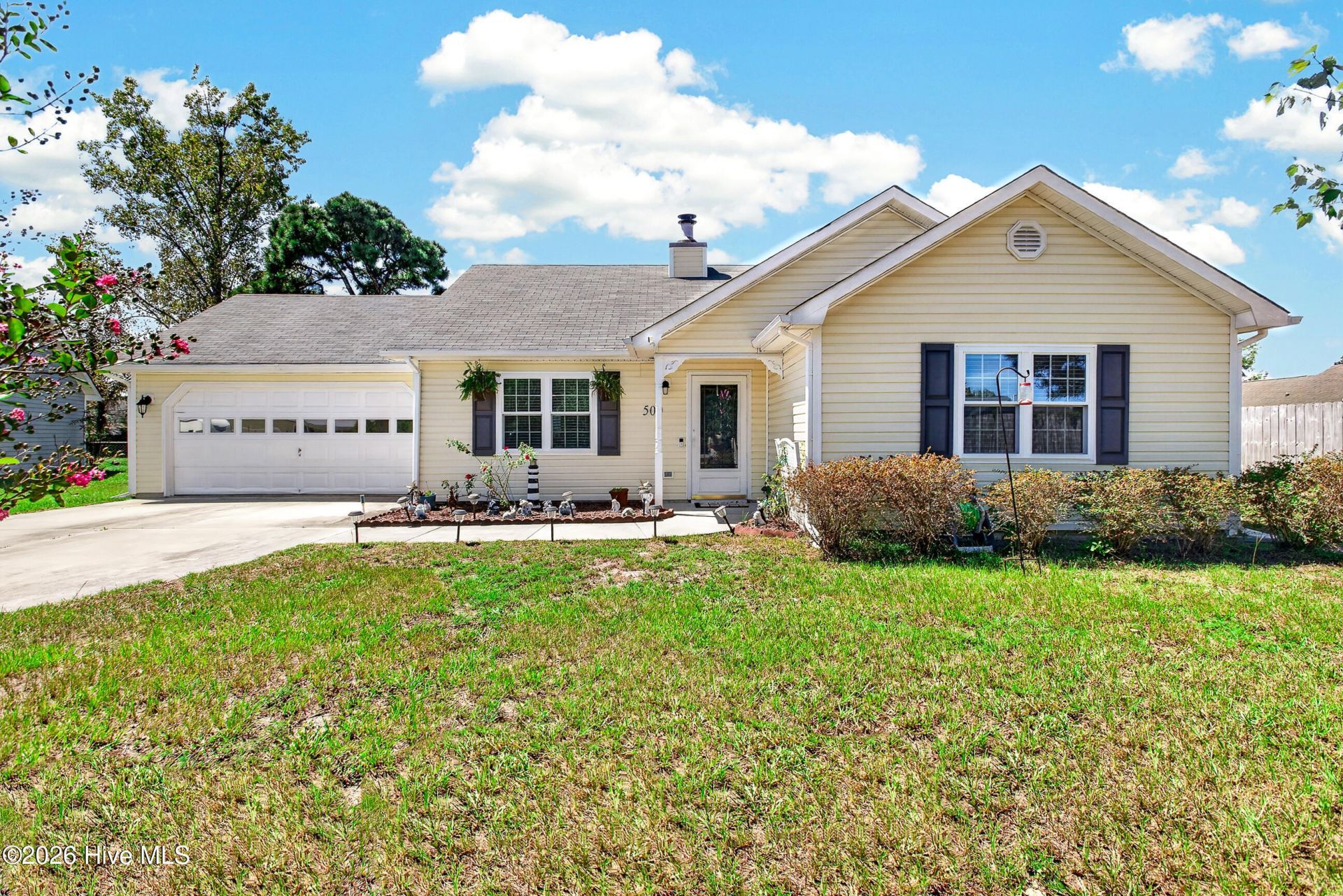 500 Nutfield Drive, Hubert, NC 28539 Main Photo