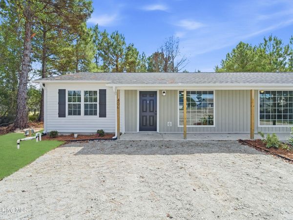 406 Foxtrace Lane, Unit A, Hubert, NC 28539