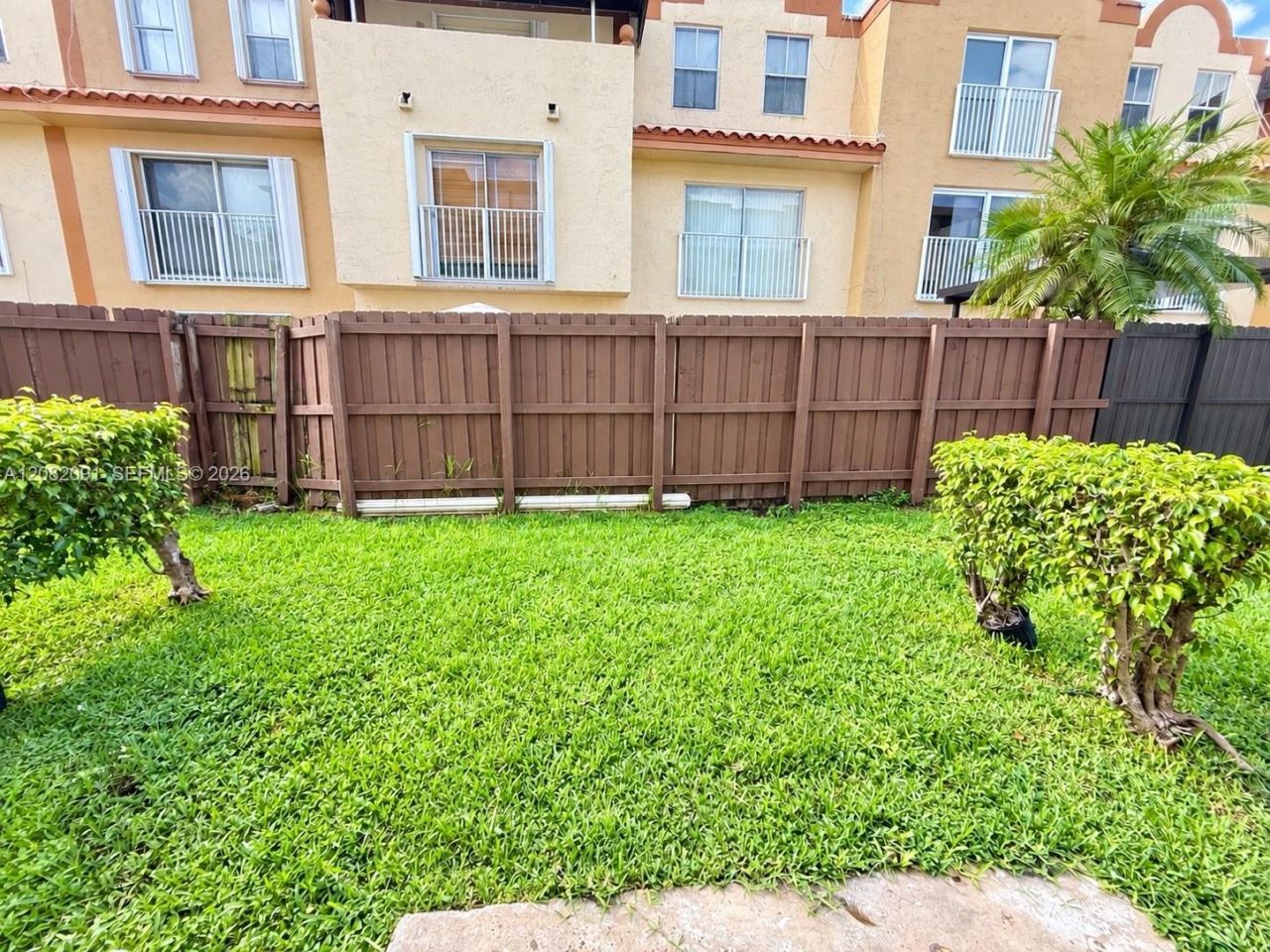 8660 NW 5th Ter, Unit 15-103, Miami, FL 33126 Photo