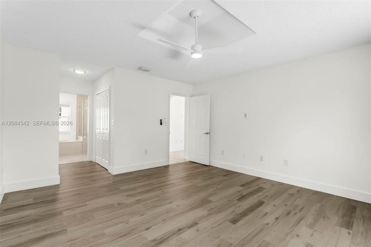 13230 NW 8th Ter, Miami, FL 33182 Photo