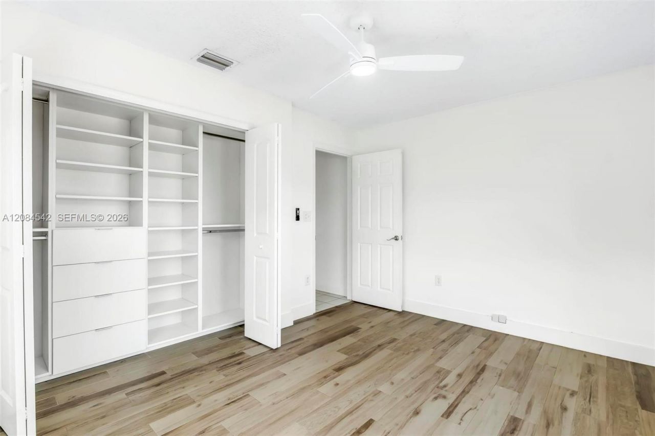 13230 NW 8th Ter, Miami, FL 33182 Photo