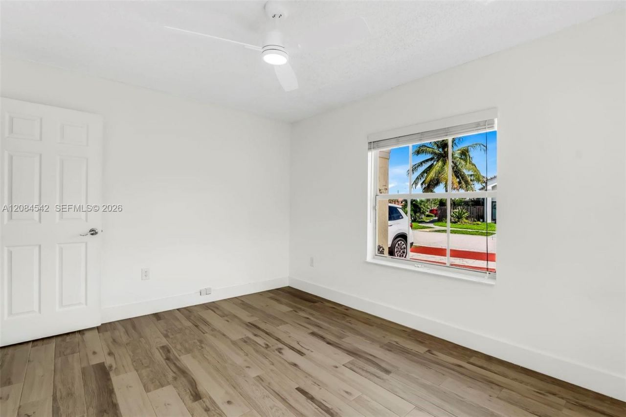 13230 NW 8th Ter, Miami, FL 33182 Photo