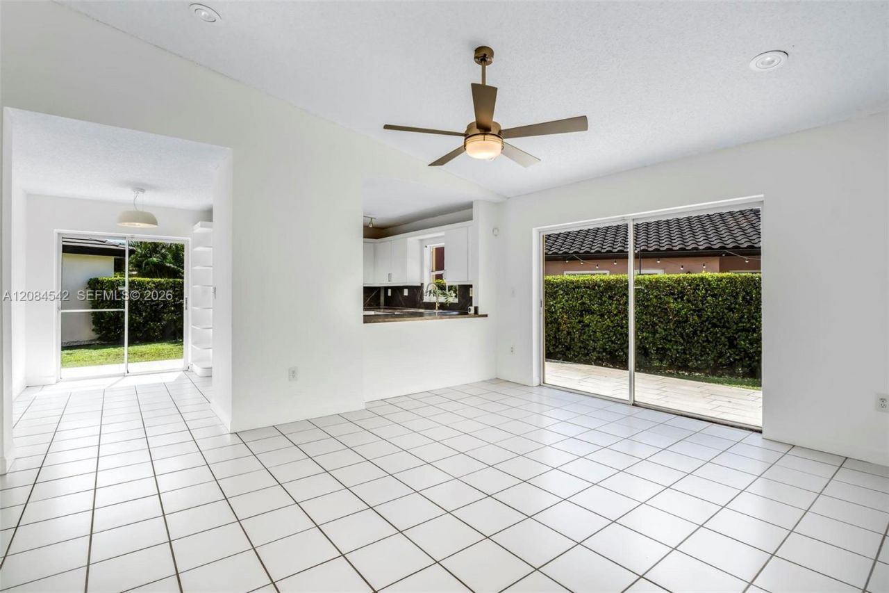 13230 NW 8th Ter, Miami, FL 33182 Photo