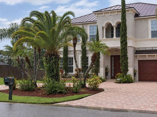 1626 SW Mackenzie St, Port St. Lucie, FL 34953