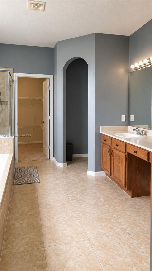 1626 SW Mackenzie St, Port Saint Lucie, FL 34953 Photo