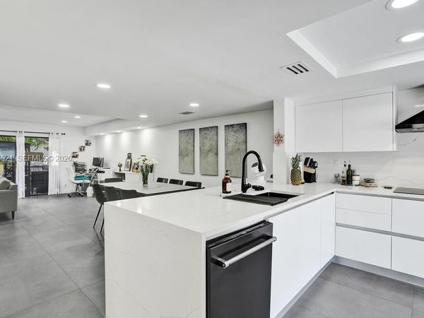 2723 NE 164th St , Unit 77, North Miami Beach, FL 33160