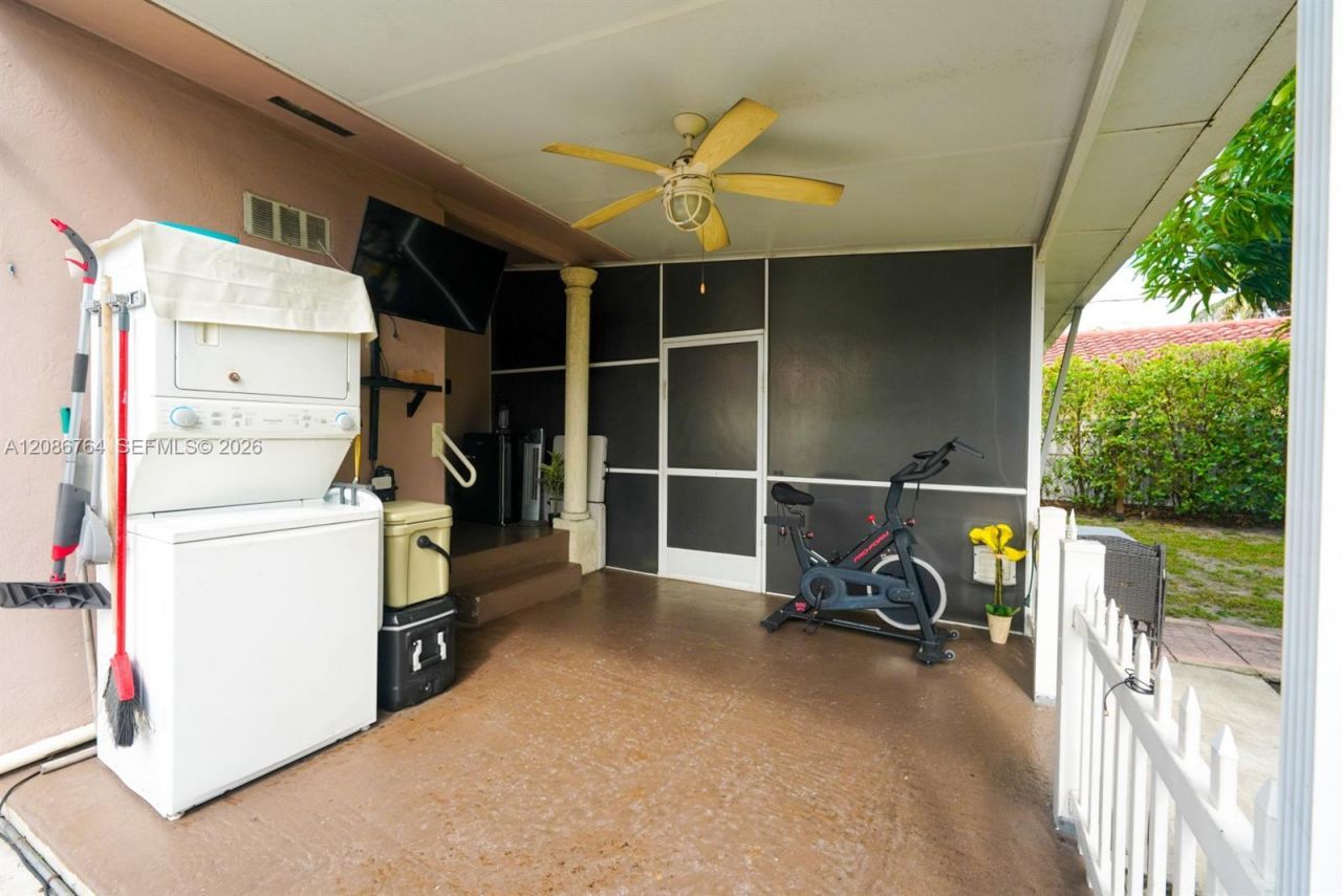 358 E 45th St, Hialeah, FL 33013 Photo