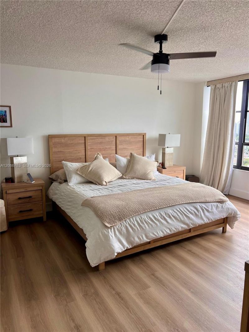 600 Three Islands Blvd, Unit 1621, Hallandale Beach, FL 33009 Photo