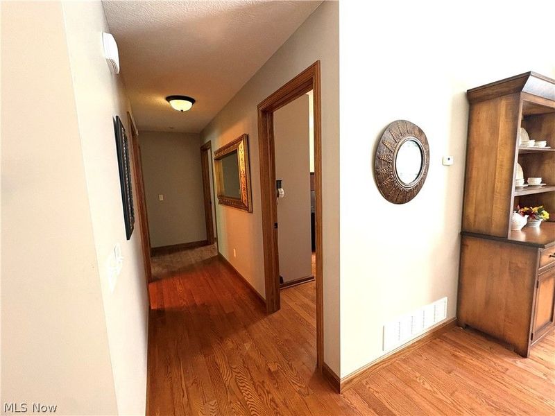 104 Kell Lane, Saint Clairsville, OH 43950 Photo 16
