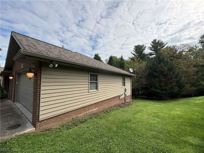 104 Kell Lane, Saint Clairsville, OH 43950 Photo 4