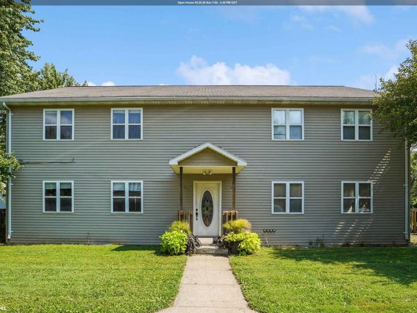 209 S Mary Street, Stronghurst, IL 61480