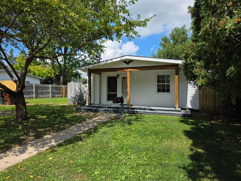 223 Prentice Drive, New Carlisle, OH 45344 Photo 3