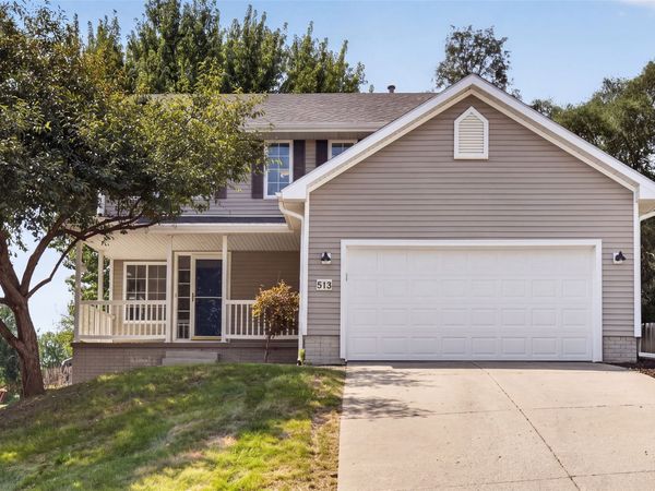 513 Park Street, Van Meter, IA 50261