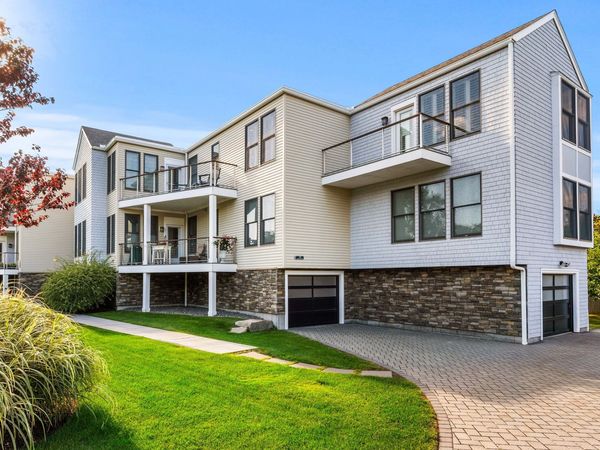 78 Thatcher Rd, Unit 6, Gloucester, MA 01930