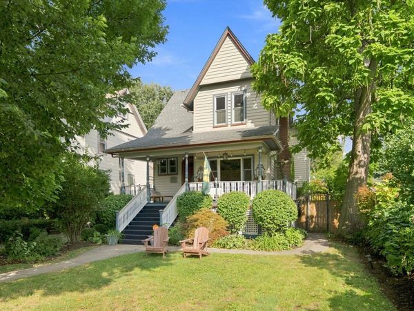 134 N Lombard Avenue, Oak Park, IL 60302