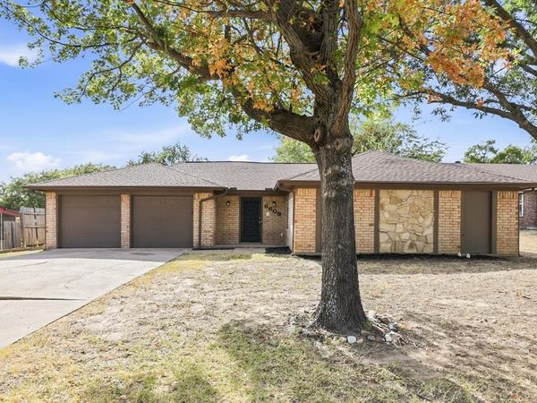 6609 Chilton Drive, North Richland Hills, TX 76182