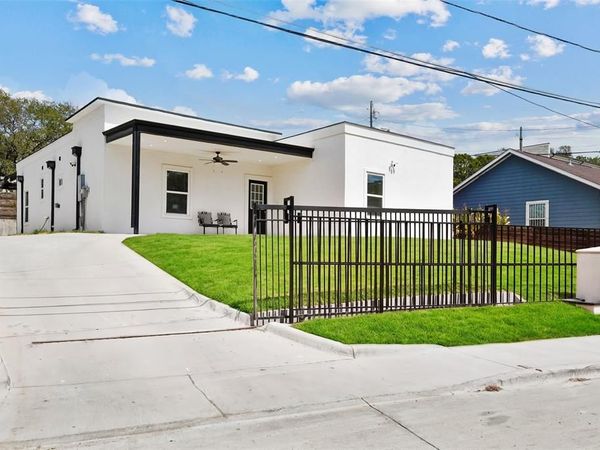 5405 N Arcadia Drive , Dallas, TX 75211