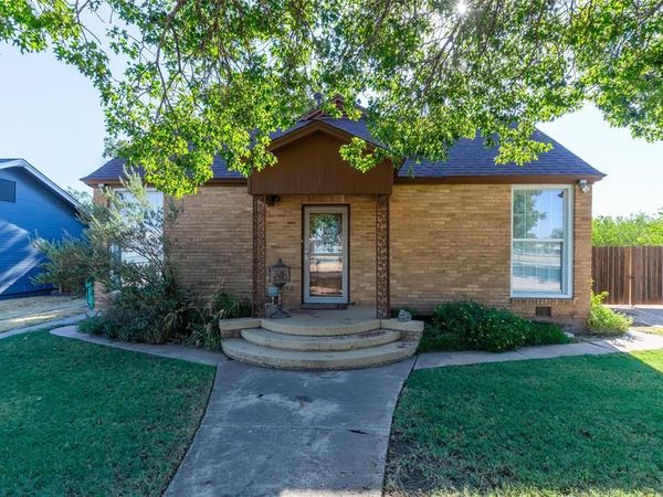527 & 529 S Vassar Street, Stamford, TX 79553