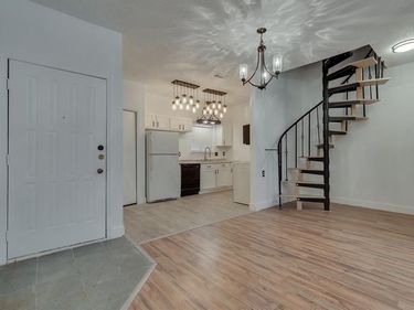 5550 Spring Valley Road, Unit E24, Dallas, TX 75254