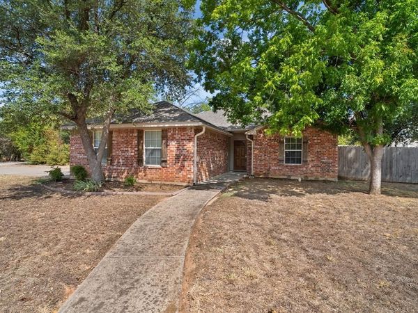 130 Deanna Lane, Weatherford, TX 76087