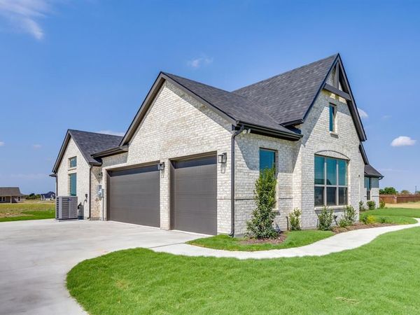 10611 Rye Bread Lane, Venus, TX 76084