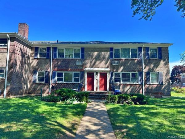 68-15 150 Street, Unit 209, Kew Garden Hills, NY 11367