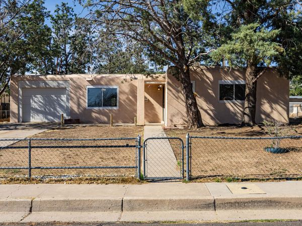 9405 Parsifal Place NE, Albuquerque, NM 87111