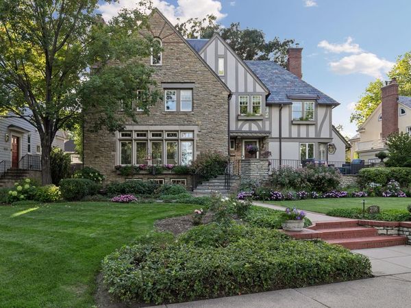 2116 W Lake Of The Isles Parkway , Minneapolis, MN 55405