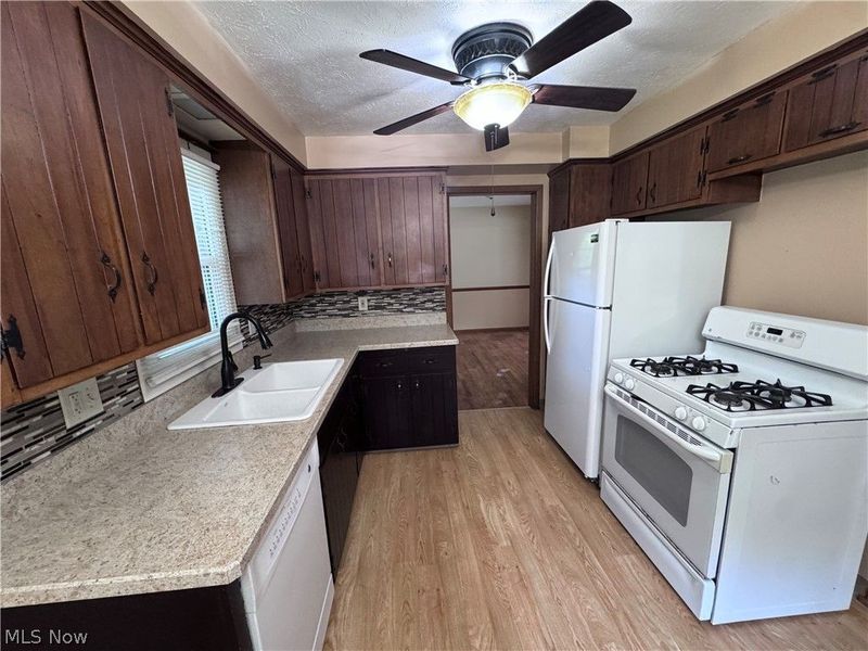 1819 Oakmount Road, South Euclid, OH 44121 Photo 3