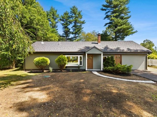 3 Abraham Ave, Freetown, MA 02717