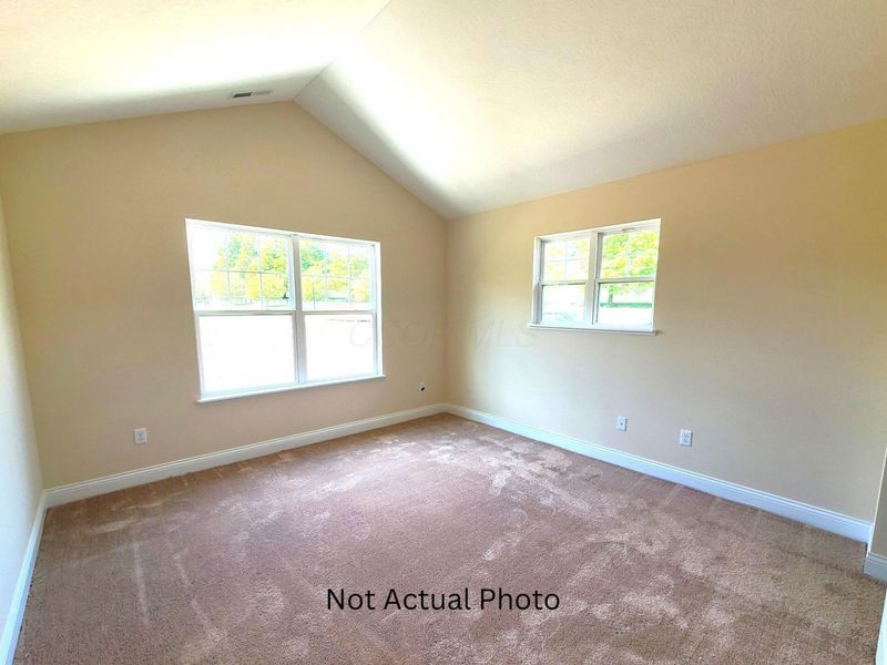 704 Olde Creek Drive, Newark, OH 43055 Photo 4