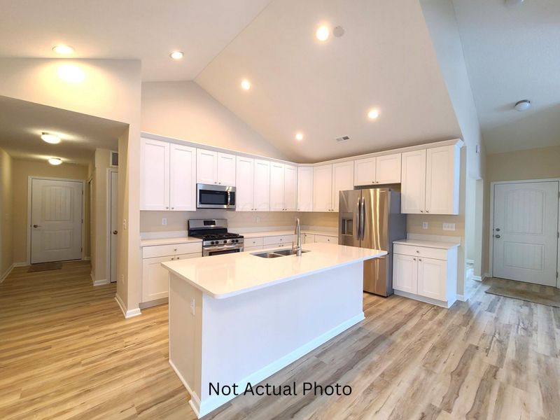 704 Olde Creek Drive, Newark, OH 43055 Photo 8