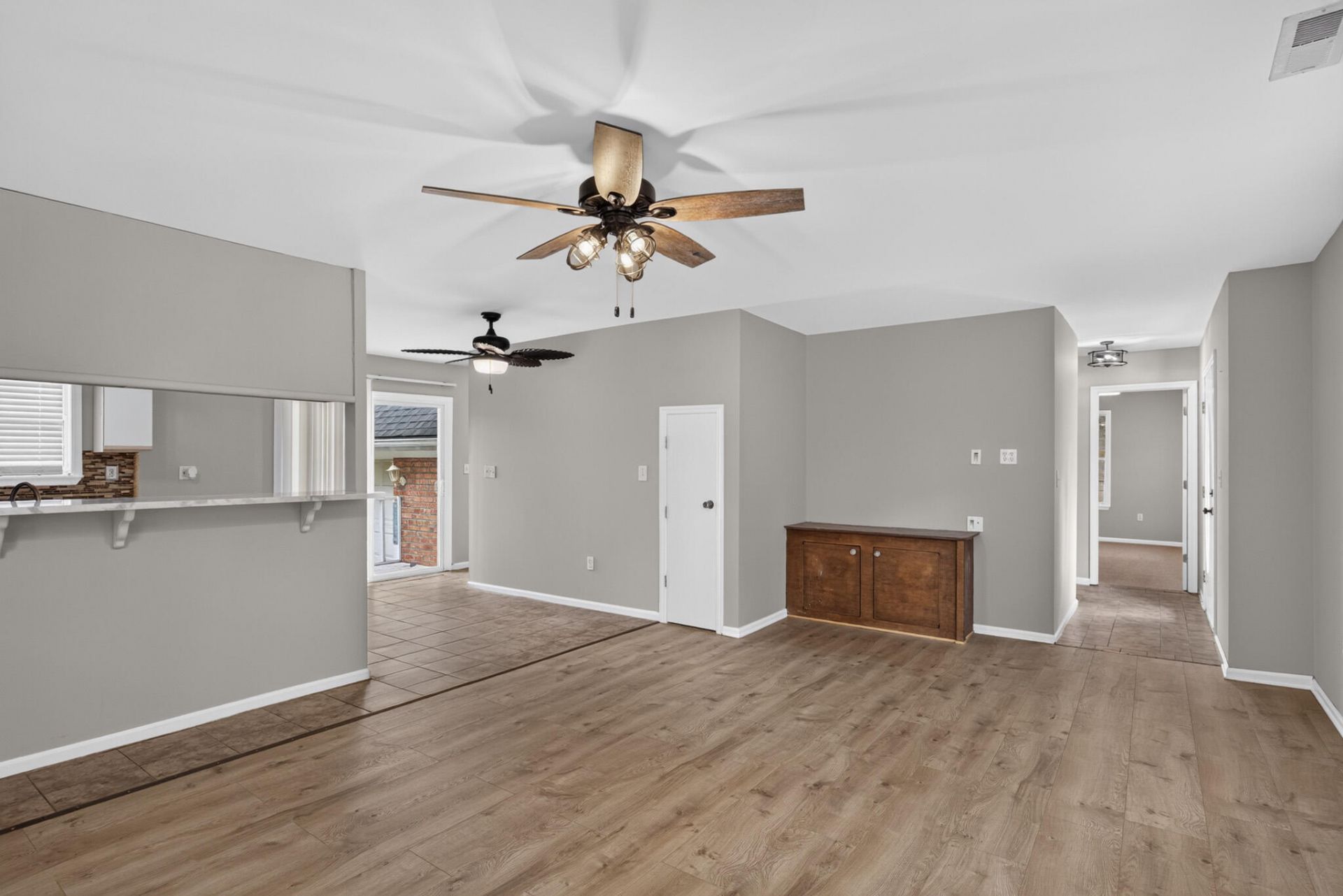 1003 Striper Avenue Photo 5