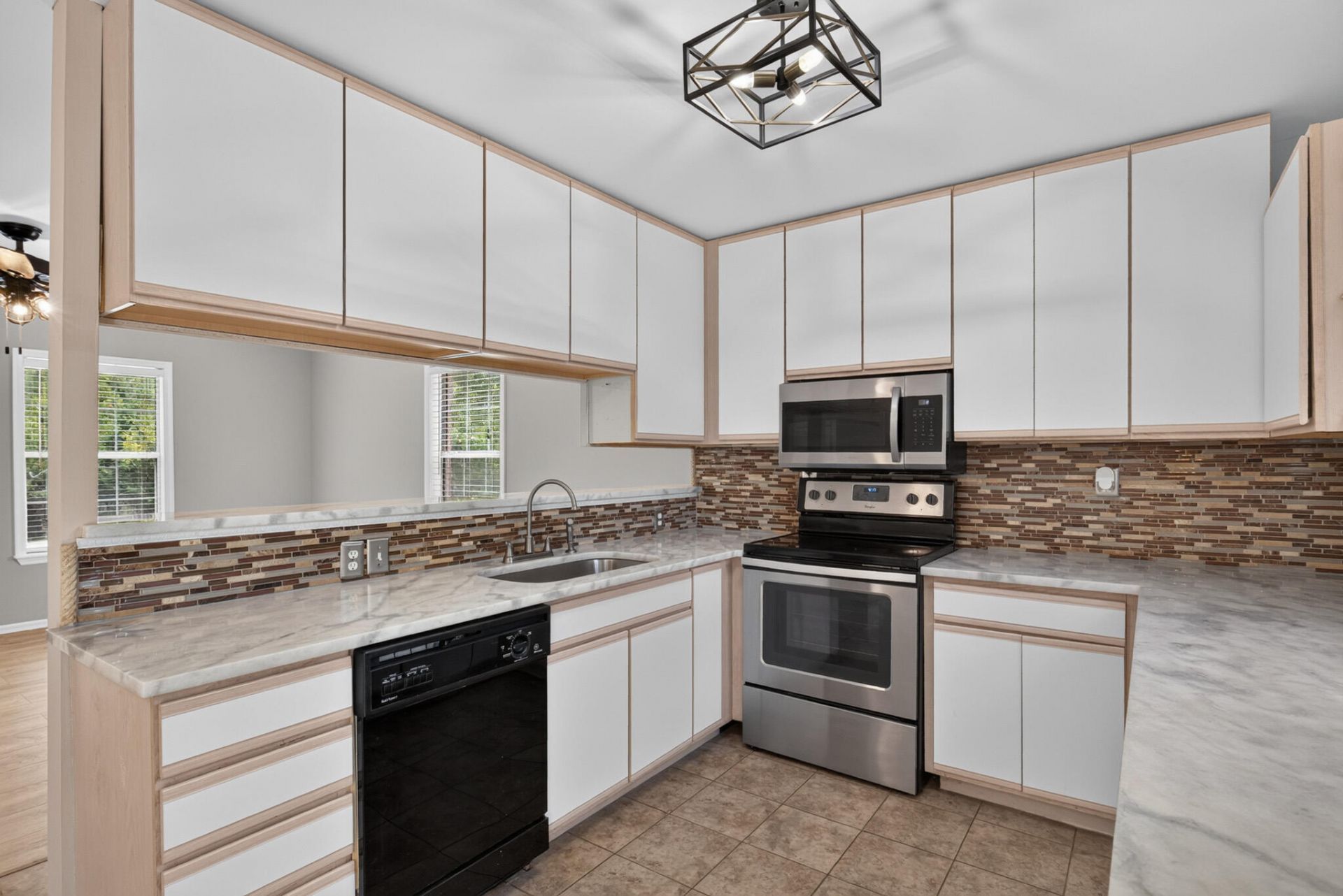 1003 Striper Avenue Photo 9