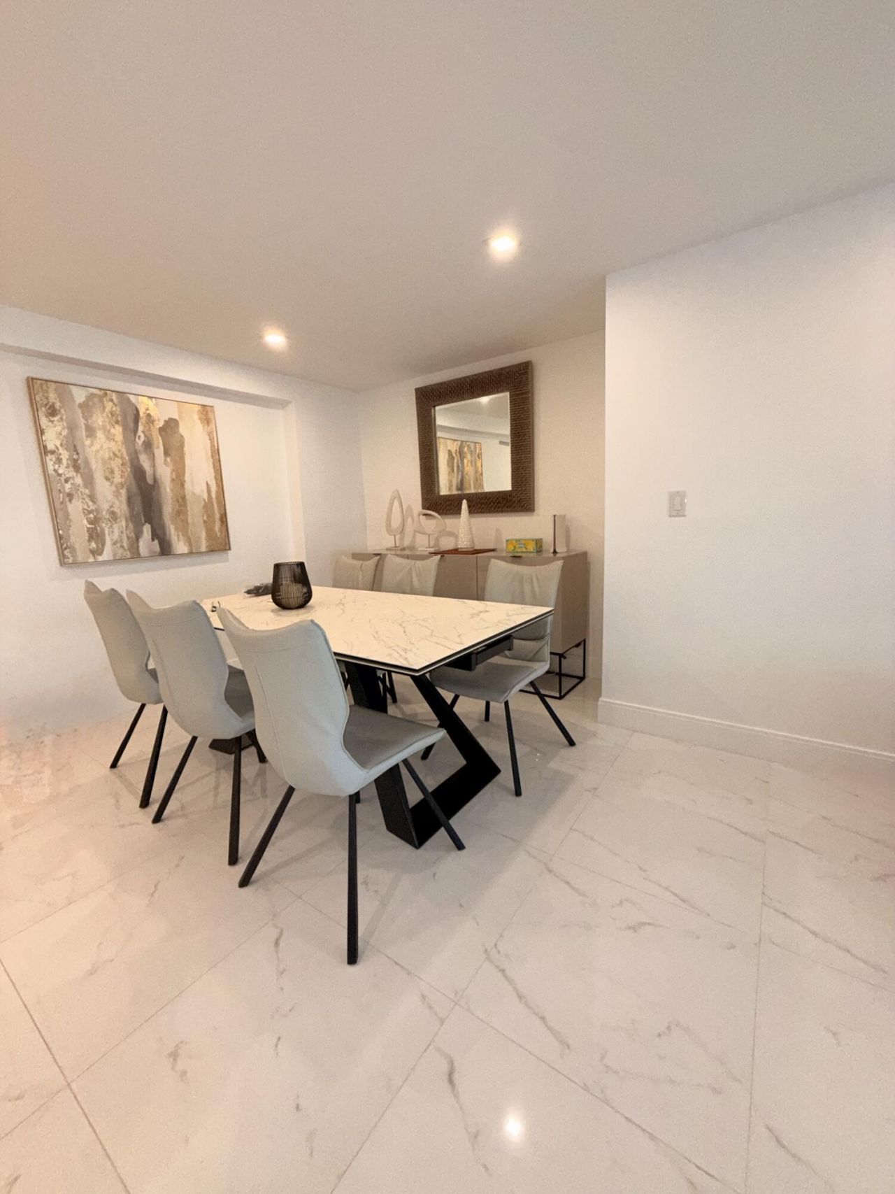 111 Briny Avenue, Unit 2409, Pompano Beach, FL 33062 Photo