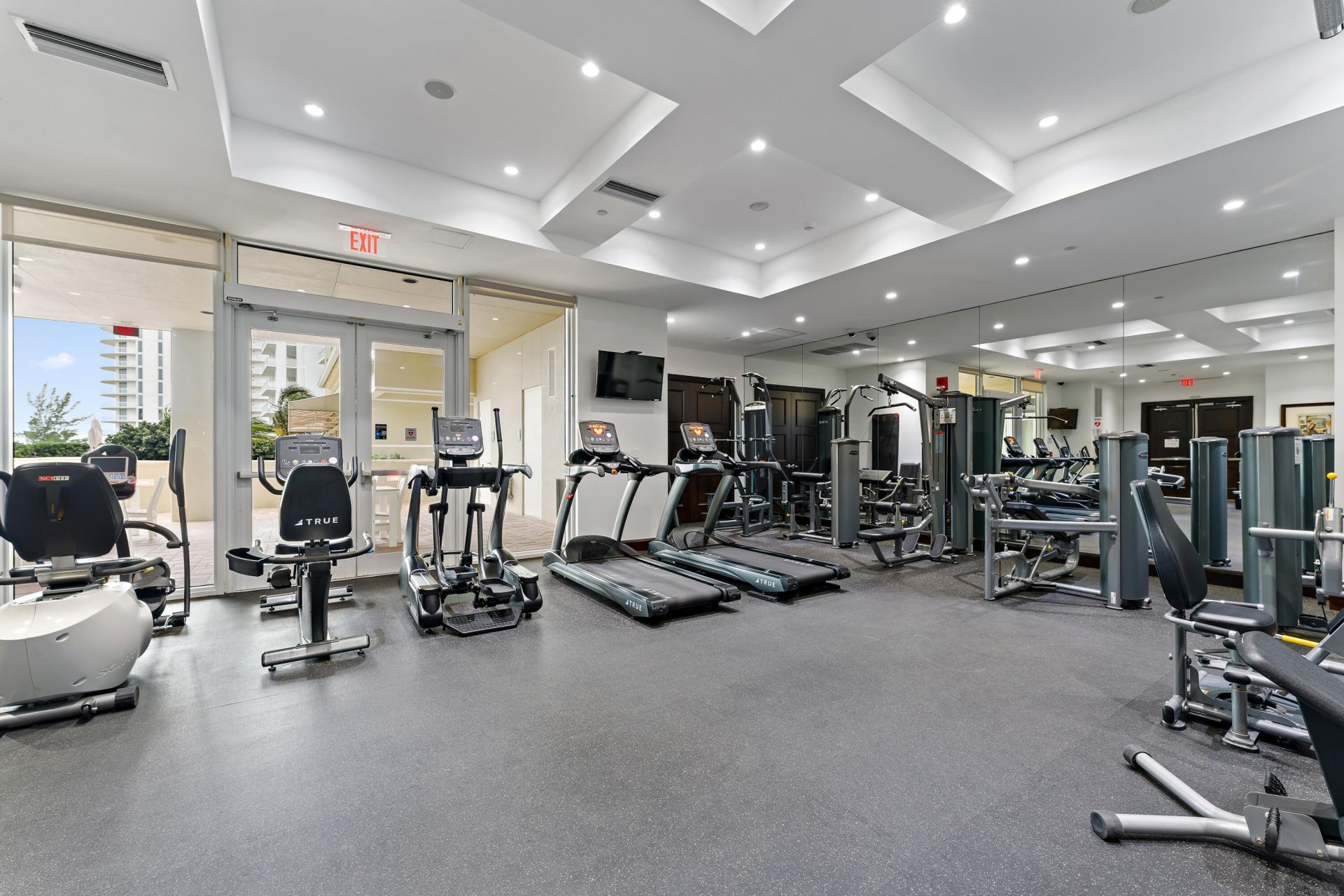 5050 N Ocean Drive, Unit 1203, Singer Island, FL 33404 Photo