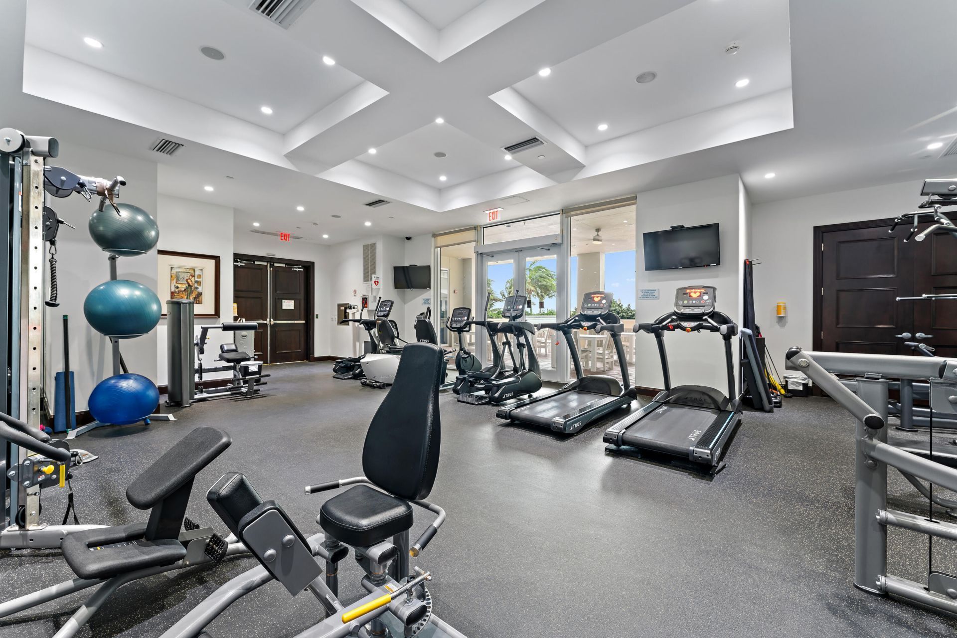 5050 N Ocean Drive, Unit 1203, Singer Island, FL 33404 Photo
