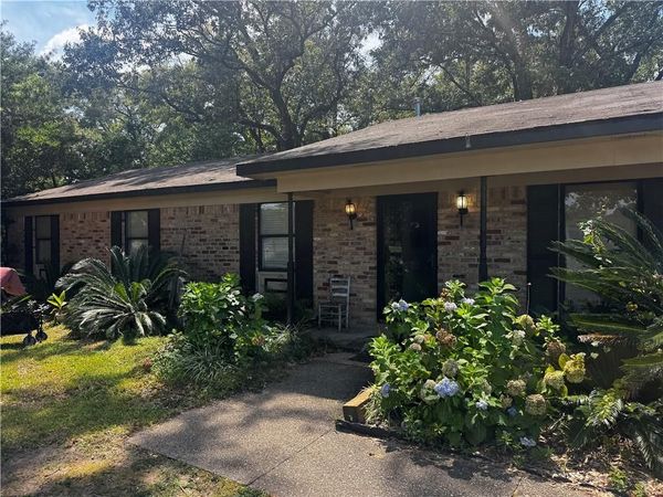 1713 Phillips Lane , Mobile, AL 36618