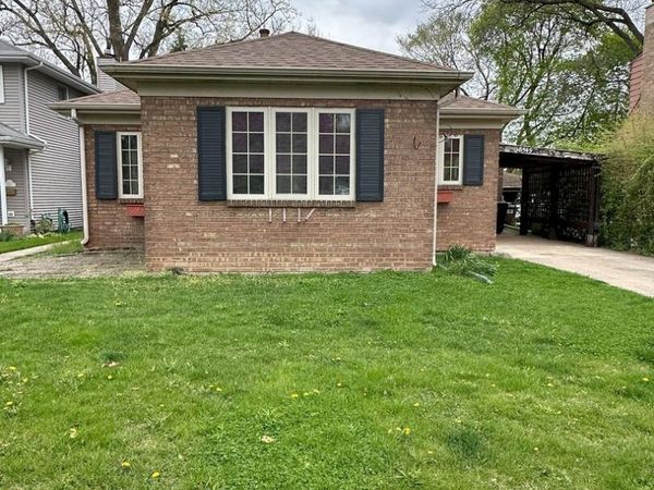 18549 Dundee Avenue , Homewood, IL 60430