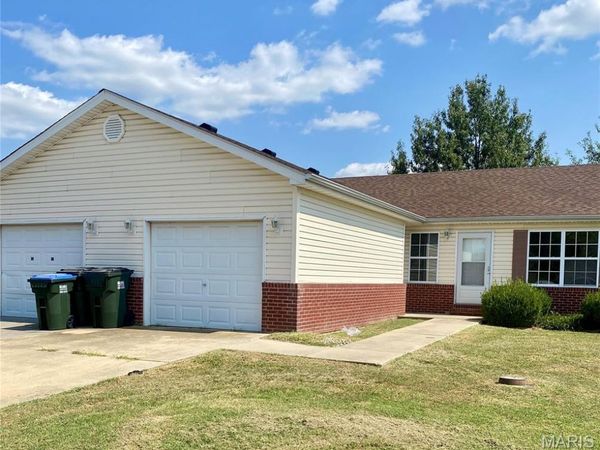 808 Kaestner Drive, Dupo, IL 62239